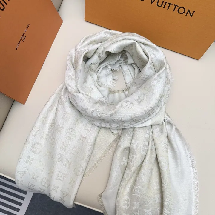 スーパーコピー ルイヴィトン マフラー