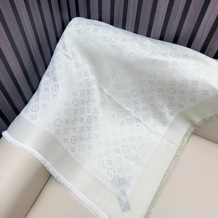 スーパーコピー ルイヴィトン マフラー