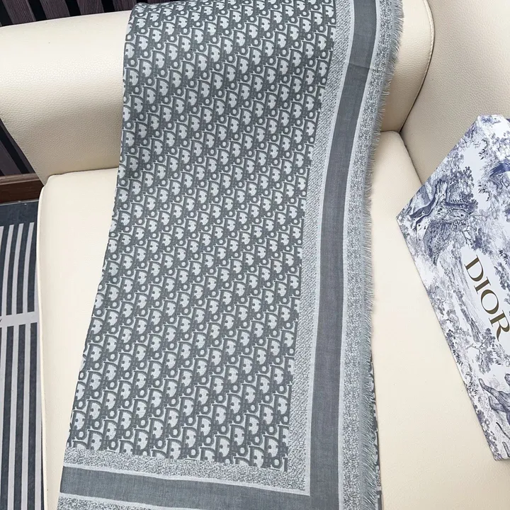 スーパーコピー グッチ マフラー