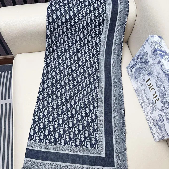 スーパーコピー グッチ マフラー