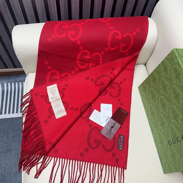 スーパーコピー グッチ マフラー