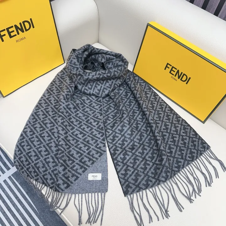 スーパーコピー フェンディ マフラー