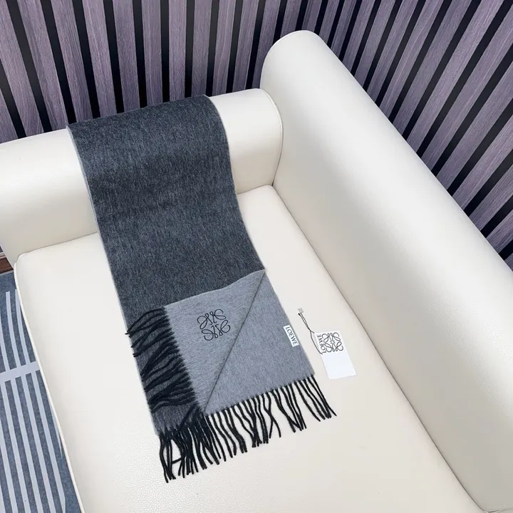 スーパーコピー ロエベ マフラー