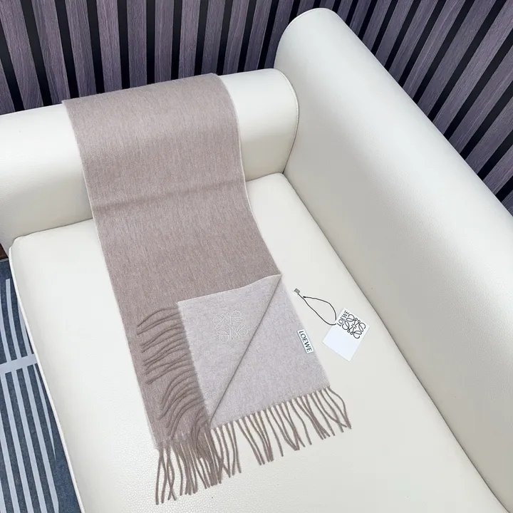 スーパーコピー ロエベ マフラー