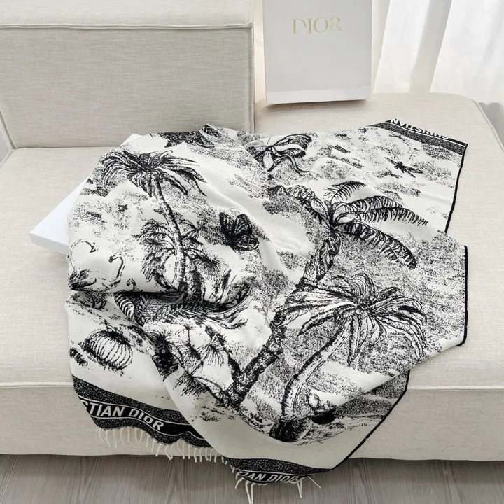 スーパーコピー ディオール マフラー