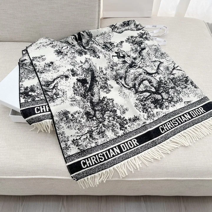 スーパーコピー ディオール マフラー