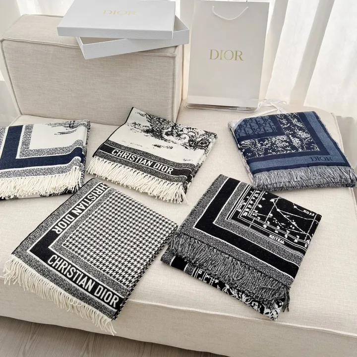 スーパーコピー ディオール マフラー