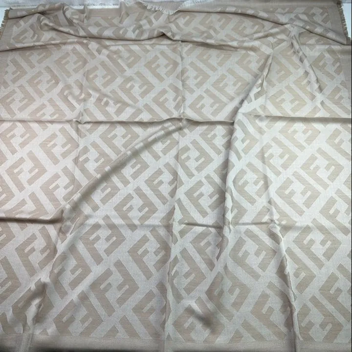 スーパーコピー フェンディ マフラー