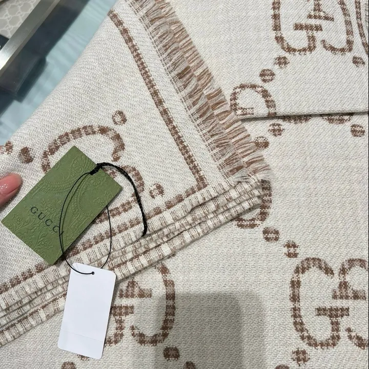 スーパーコピー グッチ マフラー