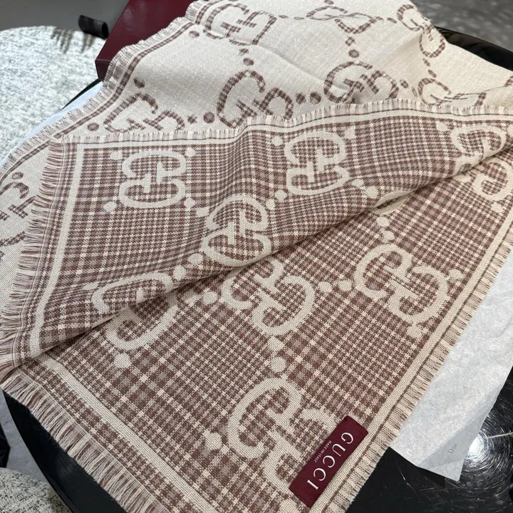 スーパーコピー グッチ マフラー