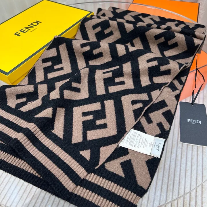 スーパーコピー フェンディ マフラー