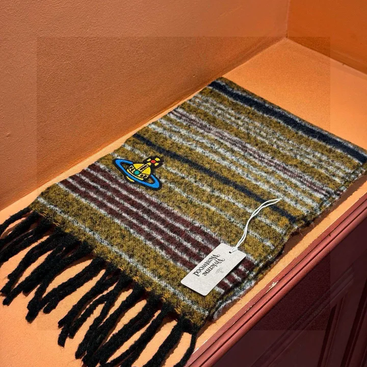 スーパーコピー ヴィヴィアン・ウエストウッド マフラー