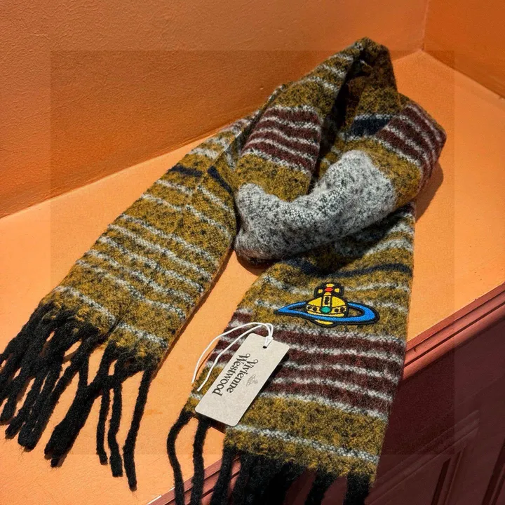 スーパーコピー ヴィヴィアン・ウエストウッド マフラー