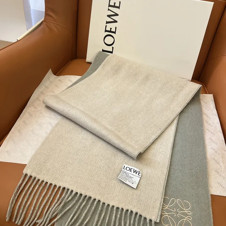 スーパーコピー ロエベ マフラー