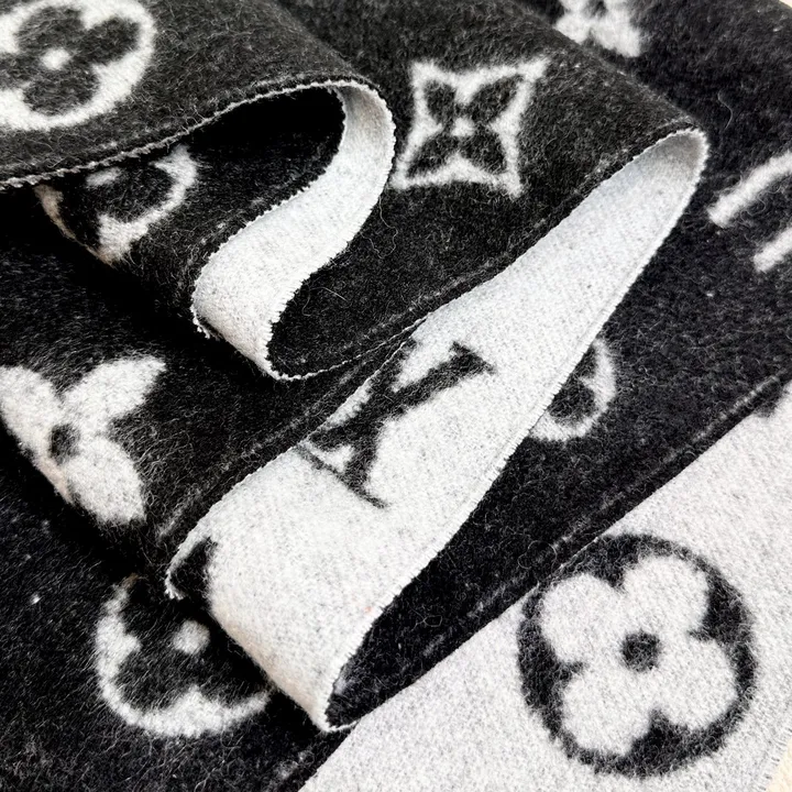 スーパーコピー ルイヴィトン マフラー