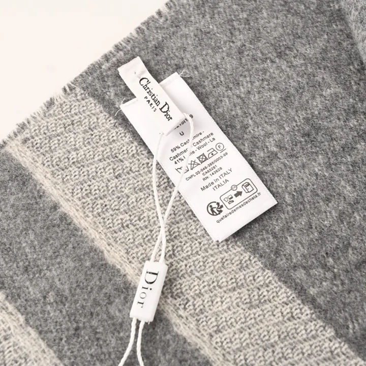 スーパーコピー ディオール マフラー