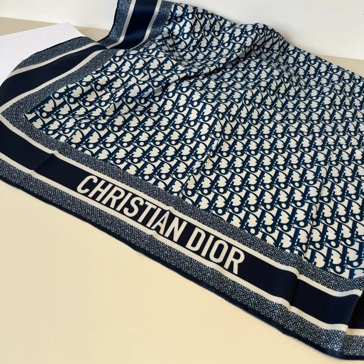 スーパーコピー グッチ マフラー