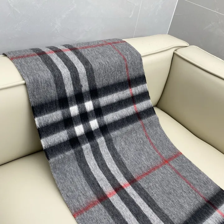 スーパーコピー バーバリー ス マフラー