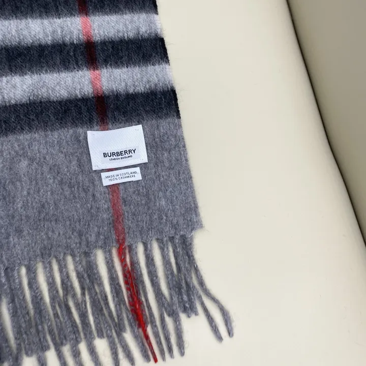 スーパーコピー バーバリー ス マフラー