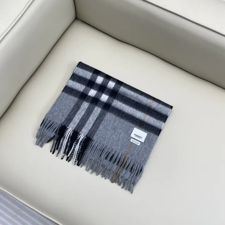 スーパーコピー バーバリー ス マフラー