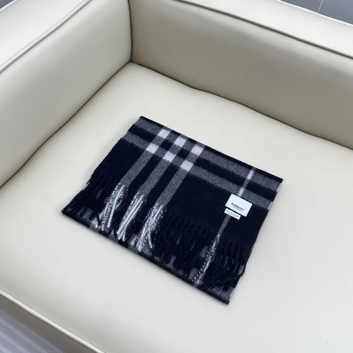 スーパーコピー バーバリー ス マフラー