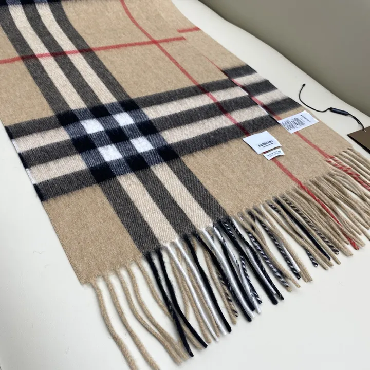 スーパーコピー バーバリー ス マフラー