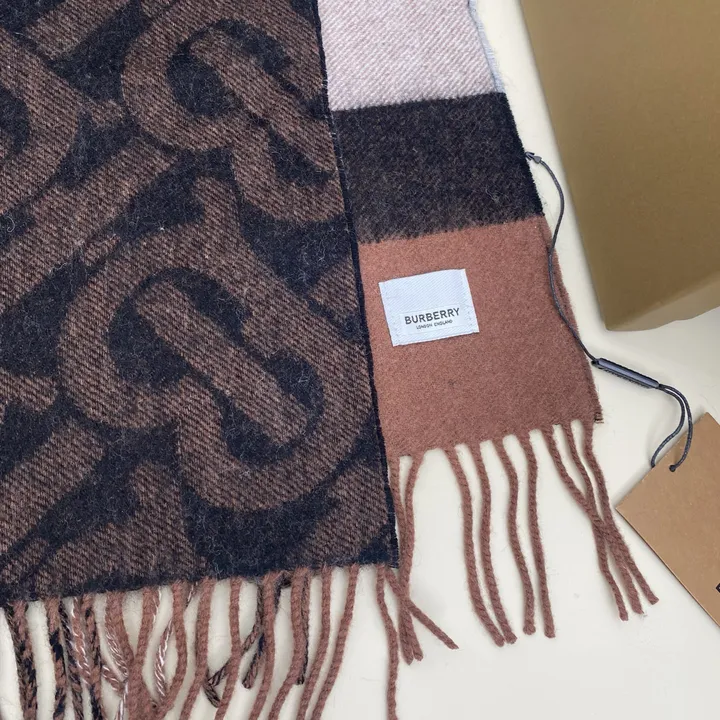 スーパーコピー バーバリー ス マフラー