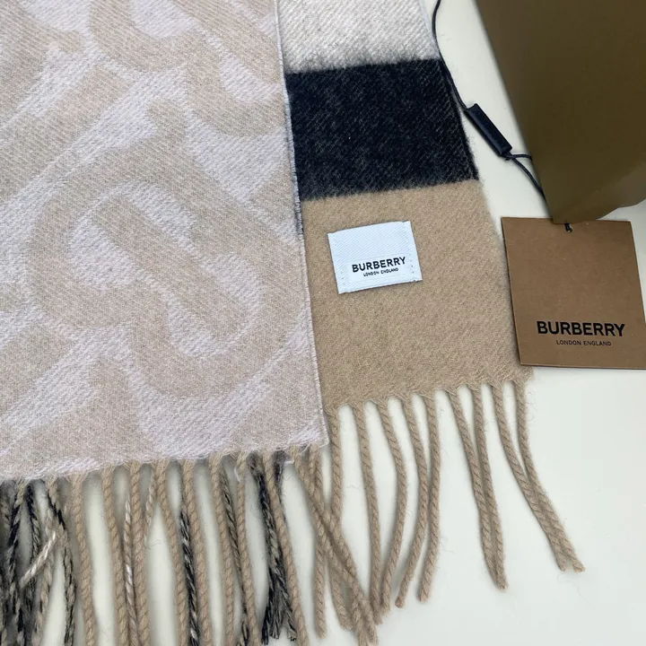 スーパーコピー バーバリー ス マフラー