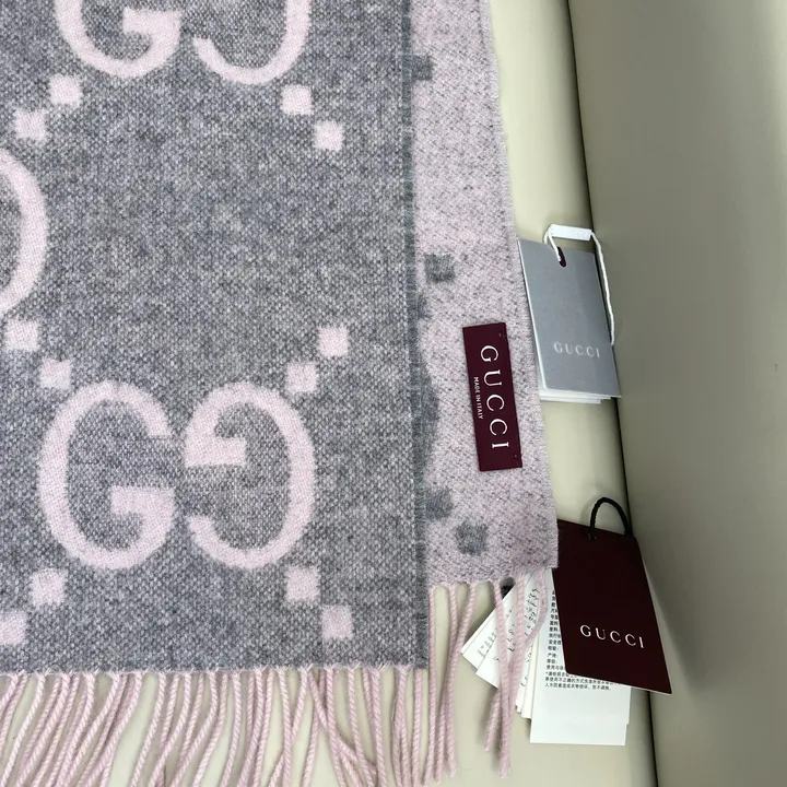 スーパーコピー グッチ マフラー