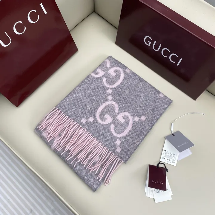 スーパーコピー グッチ マフラー