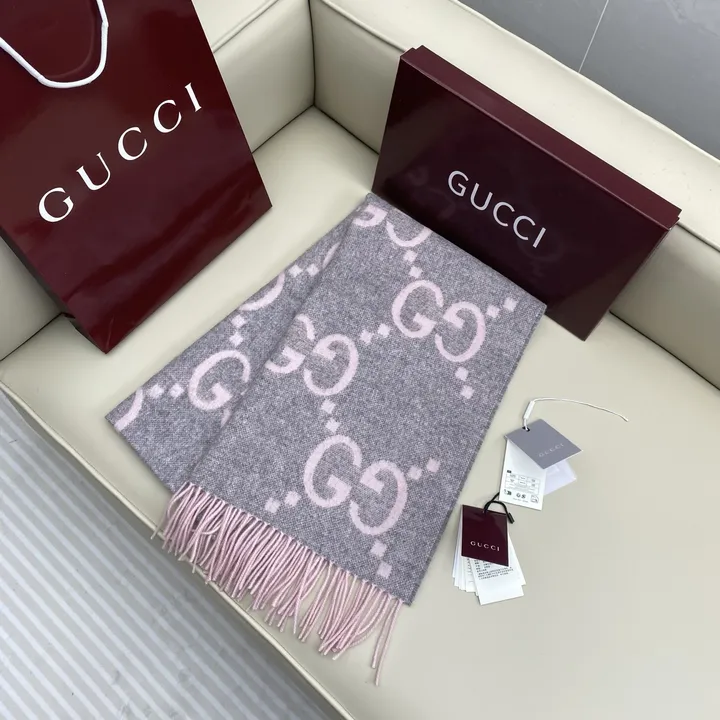 スーパーコピー グッチ マフラー