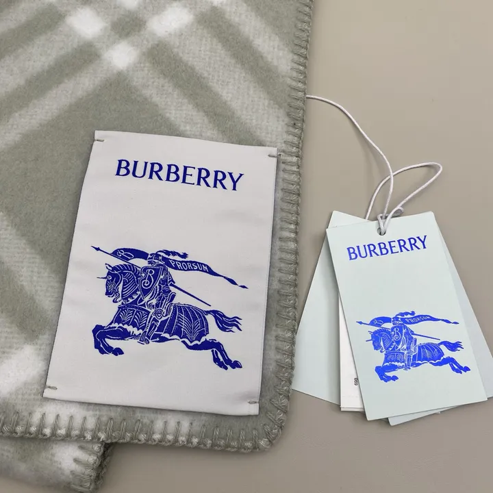 スーパーコピー バーバリー ス マフラー