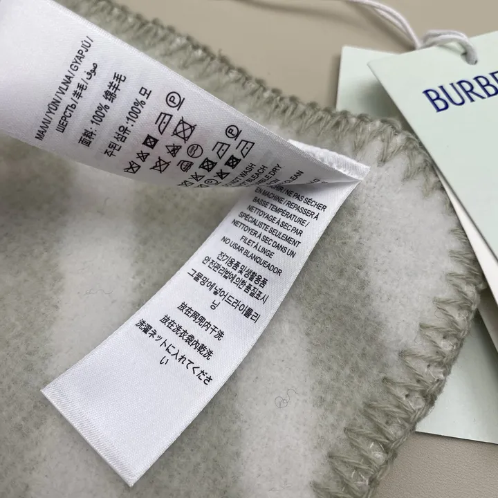 スーパーコピー バーバリー ス マフラー