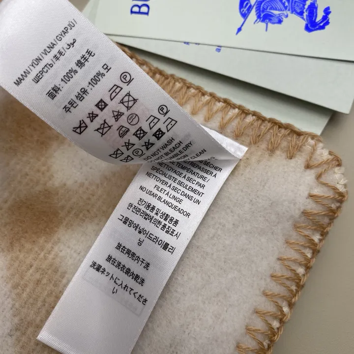 スーパーコピー バーバリー ス マフラー