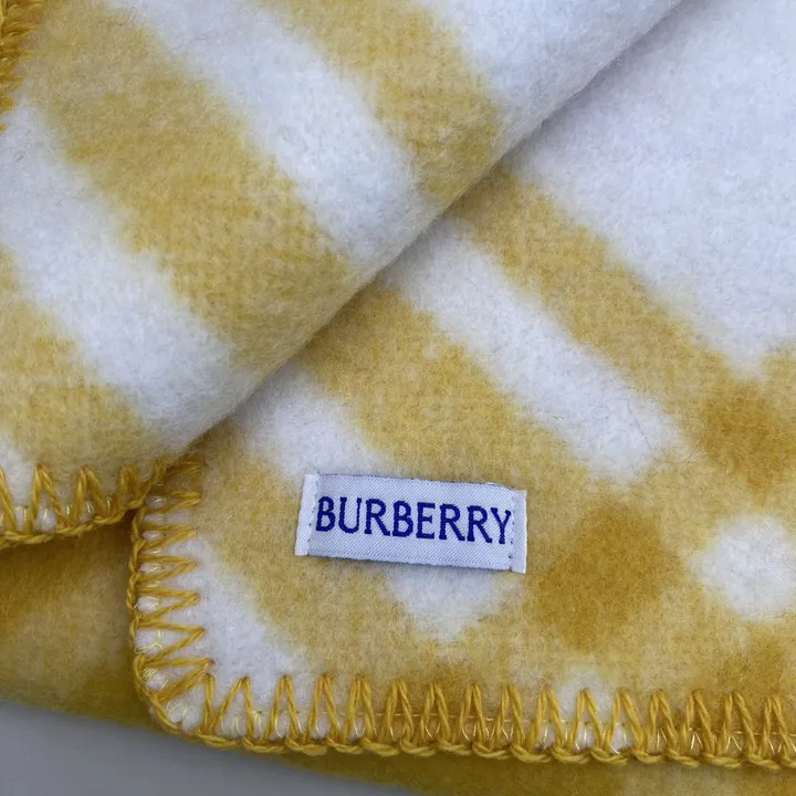 スーパーコピー バーバリー ス マフラー