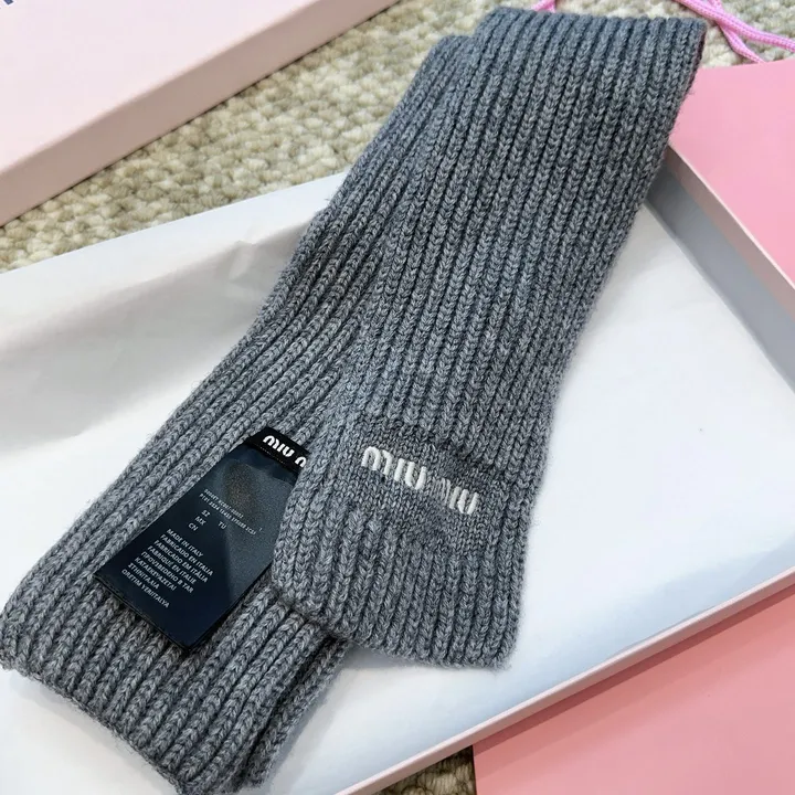 スーパーコピー フェンディ マフラー