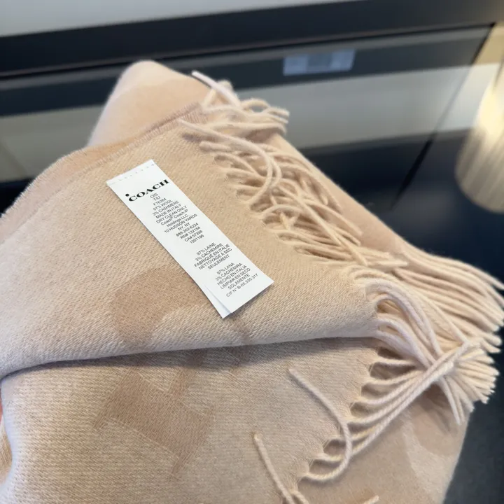 スーパーコピー コーチ マフラー