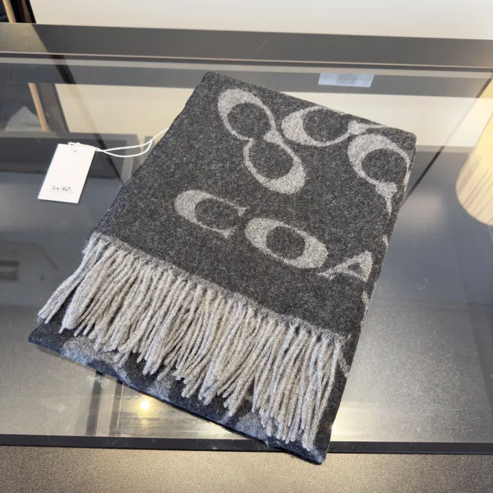 スーパーコピー コーチ マフラー