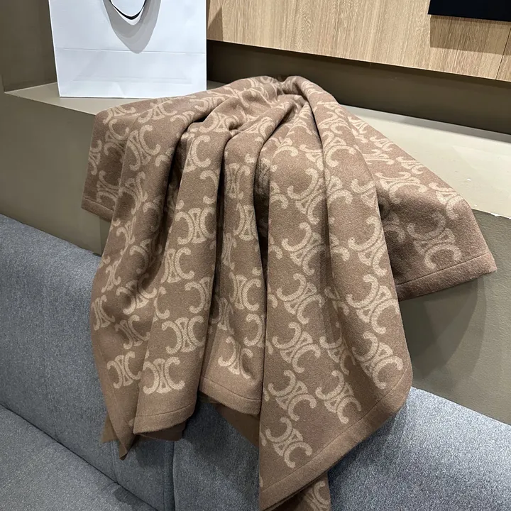 スーパーコピー セリーヌ マフラー