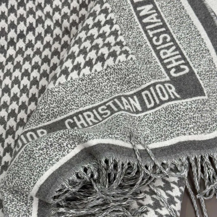 スーパーコピー ディオール マフラー