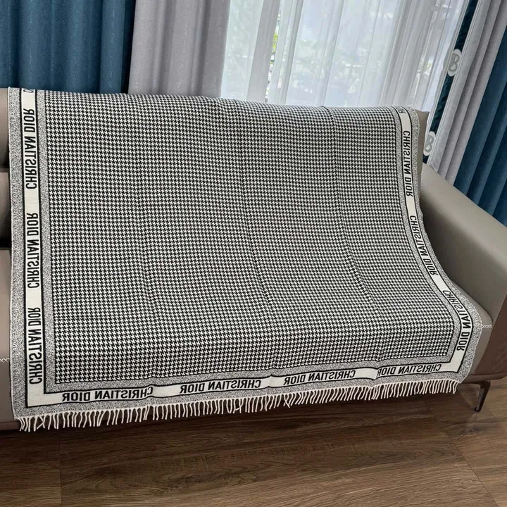 スーパーコピー ディオール マフラー