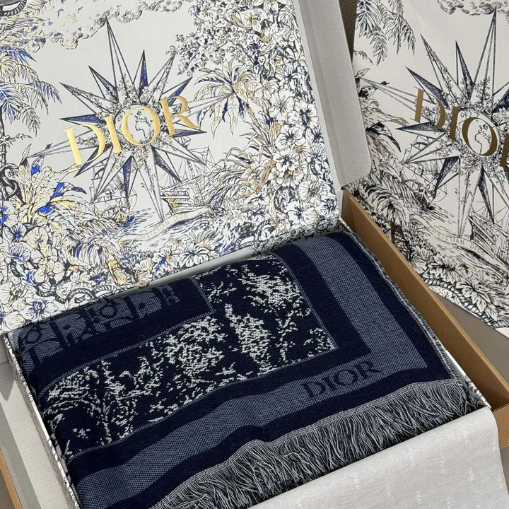 スーパーコピー ディオール マフラー