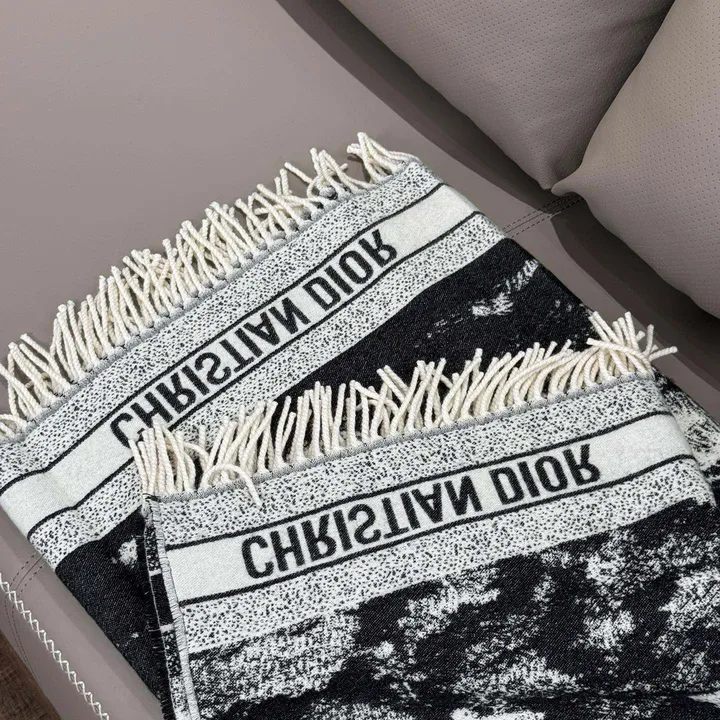 スーパーコピー ディオール マフラー