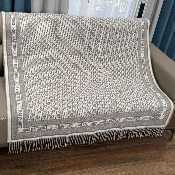 スーパーコピー ディオール マフラー