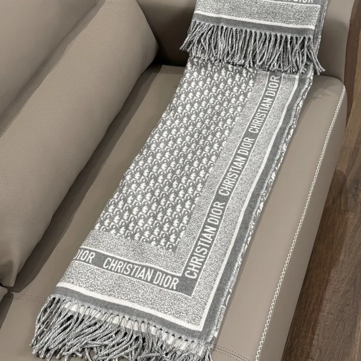 スーパーコピー ディオール マフラー