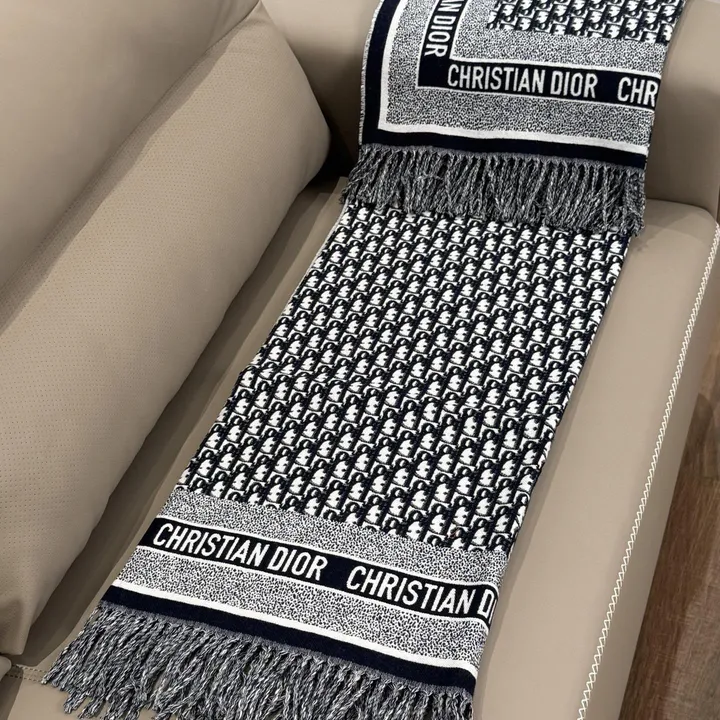 スーパーコピー ディオール マフラー