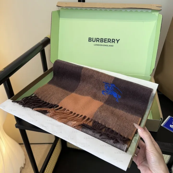 スーパーコピー バーバリー ス マフラー