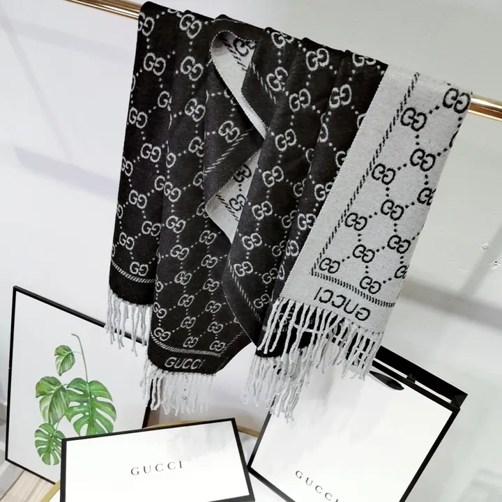 スーパーコピー グッチ マフラー