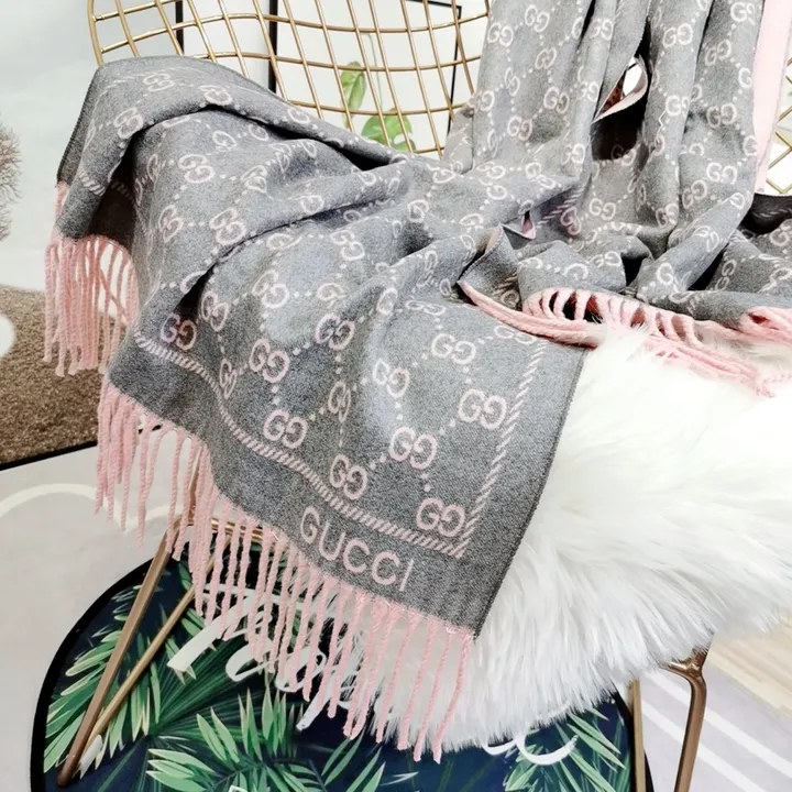 スーパーコピー グッチ マフラー