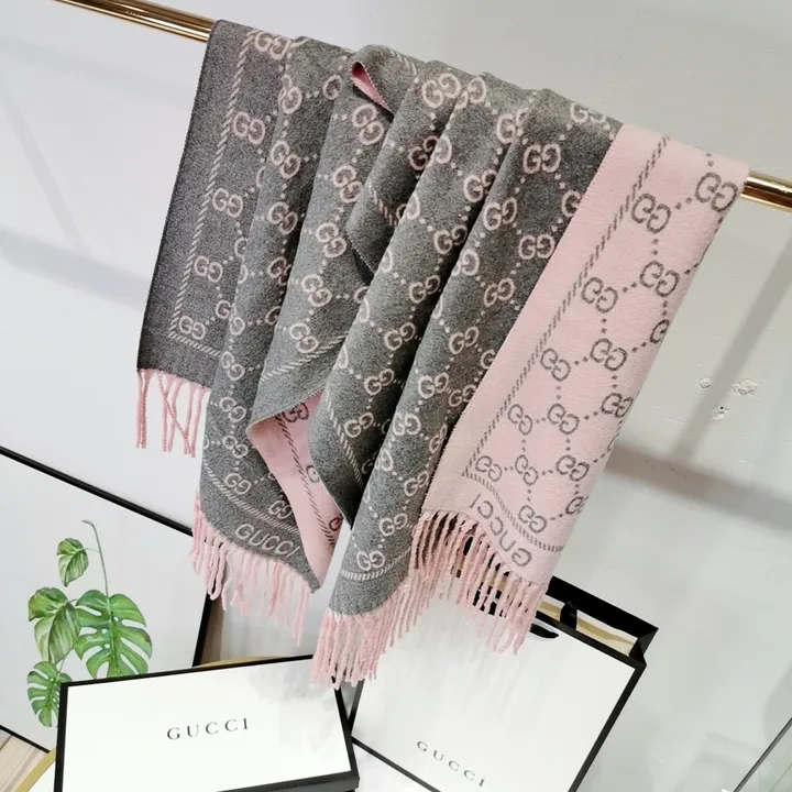 スーパーコピー グッチ マフラー